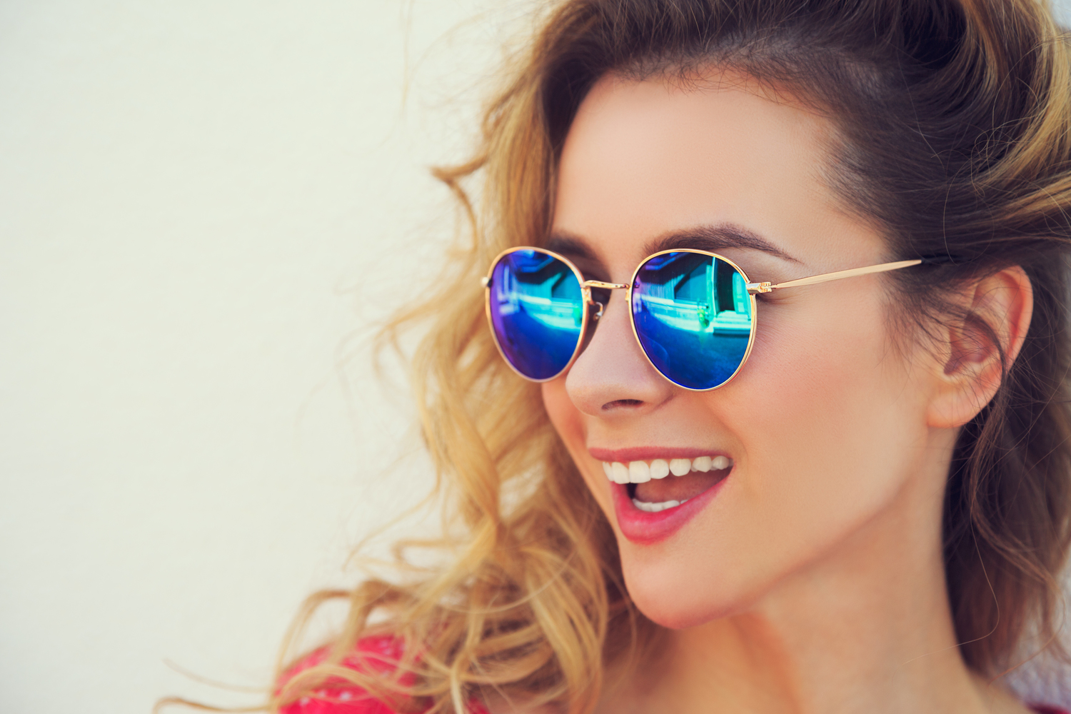 How To Pick The Perfect Sunglasses For Every Face Shape